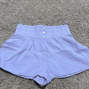 cute high waisted shorts!
